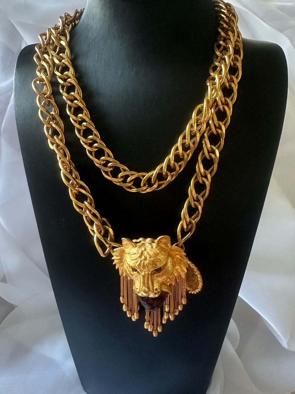 Vintage Pauline Rader Gold Lion Head Statement Belt